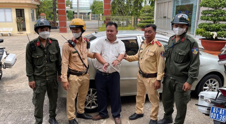 Người đàn ông chiếm đoạt 10 tỷ đồng của người dân với thủ đoạn nhận tách thửa - 1