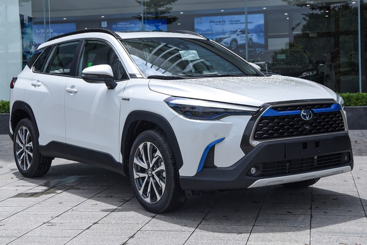 Ô tô 2022 bán mãi không hết, đại lý hạ giá trăm triệu đẩy hàng - 4