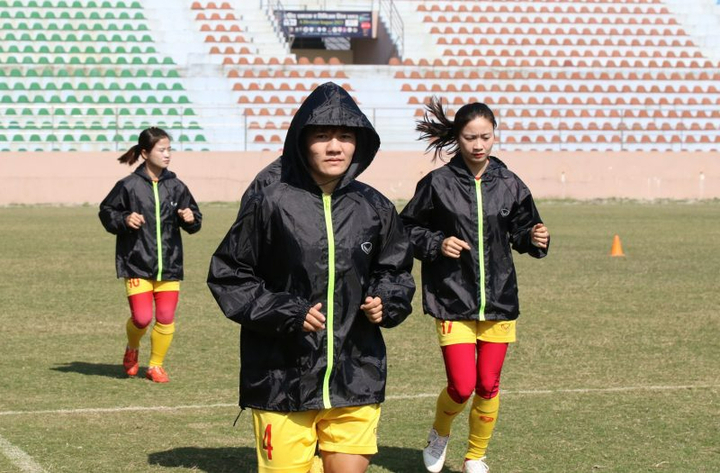 HLV Mai Đức Chung: ĐT nữ Việt Nam hưởng lợi nhờ việc đối thủ rút lui ở SEA Games - 1
