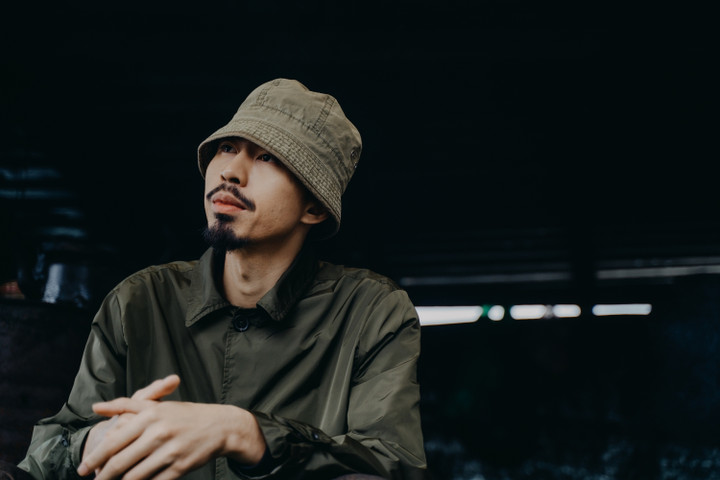 Đen Vâu ẩn MV có chiếc trực thăng vừa gặp nạn, khán giả xin làm 'fan cuồng' - 4