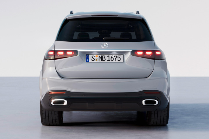 Mercedes-Benz GLS 2024 được nâng cấp, quyết tâm đấu BMW X7 - 6