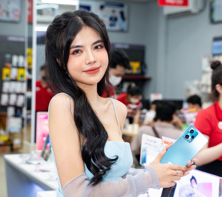 Hơn 10.000 máy Redmi Note 12 series giao sớm tới tay người dùng - 1