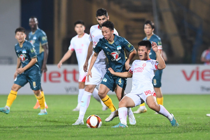 Trực tiếp bóng đá Viettel 1-4 HAGL: Paollo ghi bàn - 6