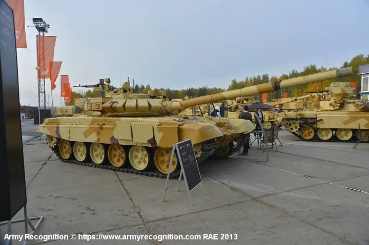 Hệ thống bảo vệ xe tăng mới giúp Nga giảm bớt thiệt hại ở Ukraine? - 2