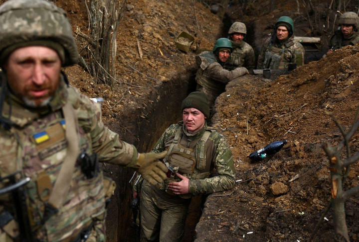 Ukraine đẩy mạnh tấn công Melitopol để cắt đường tiếp tế Crimea - 2