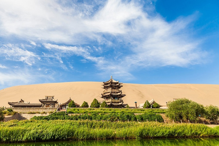 Top 5 cổ trấn đẹp khó tin của Trung Quốc - 4