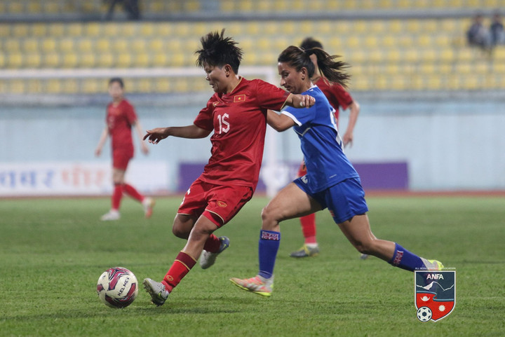 Đội tuyển bóng đá nữ Việt Nam nhận thưởng nửa tỷ đồng - 1