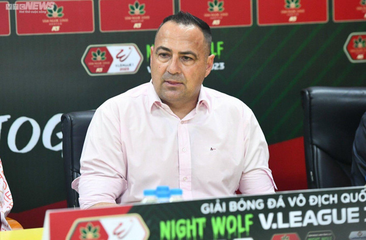 CLB Công an Hà Nội thanh lý hợp đồng với HLV Foiani - 1