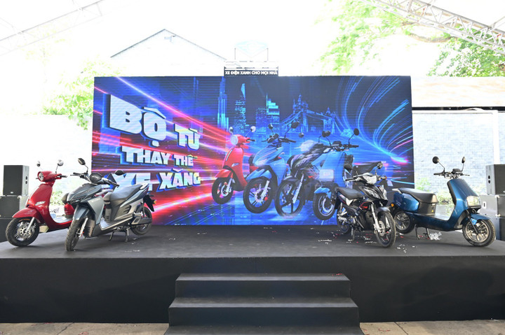 Tập đoàn Sơn Hà ra mắt 4 mẫu xe điện 2 bánh - 'Bộ tứ thay thế xe xăng' - 1