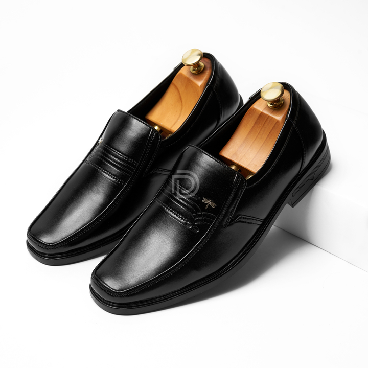 Duvis khẳng định thương hiệu trên những đôi giày của người Việt - 2