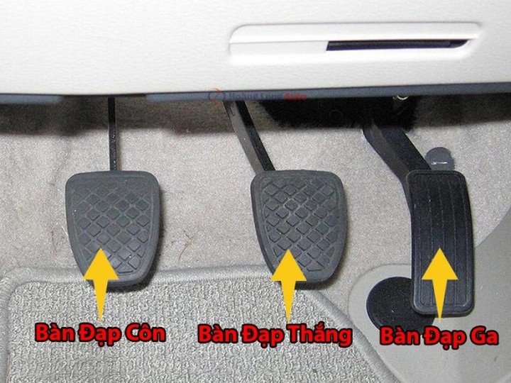 Một số lưu ý giúp hạn chế đạp nhầm chân phanh, chân ga khi lái ô tô - 4