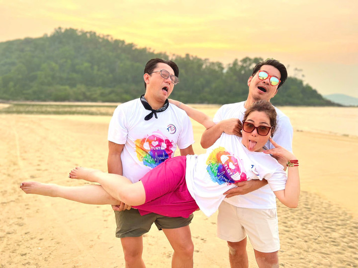 Sao Việt 10/4: Siu Black đi hát trở lại, Lệ Quyên được tình trẻ bế bổng - 8