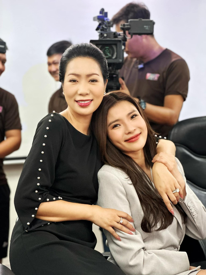 Sao Việt 10/4: Siu Black đi hát trở lại, Lệ Quyên được tình trẻ bế bổng - 10