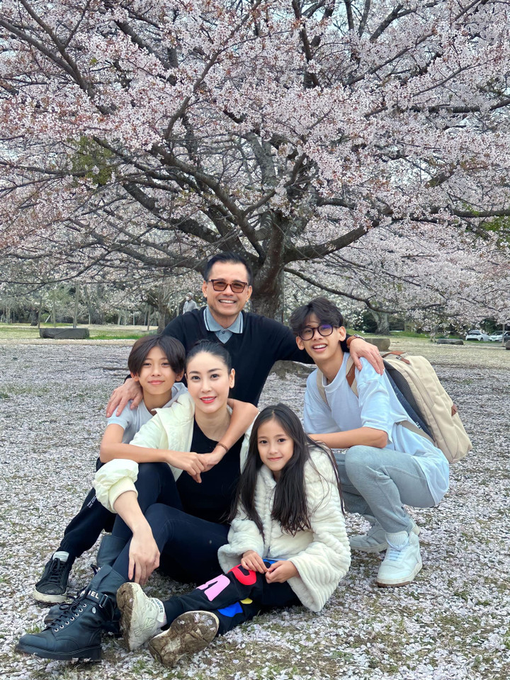 Sao Việt 10/4: Siu Black đi hát trở lại, Lệ Quyên được tình trẻ bế bổng - 7