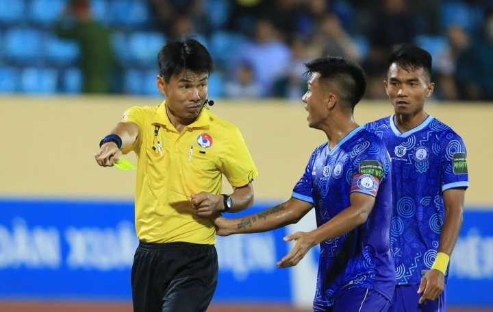 Ban trọng tài không phân công nhiệm vụ cho ông Trương Hồng Vũ ở vòng 6 V-League - 1