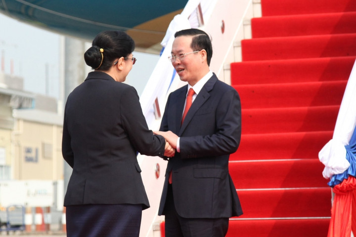 Chủ tịch nước Võ Văn Thưởng đến Vientiane, bắt đầu thăm chính thức CHDCND Lào - 7