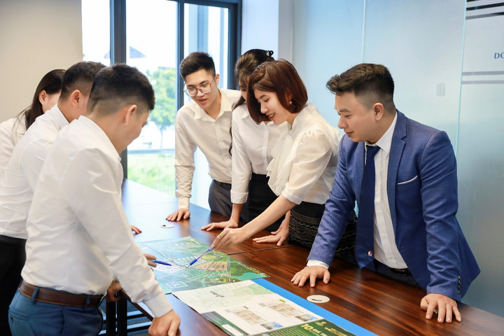 Đông Tây Land miền Bắc tiếp tục là đại lý đối tác chiến lược của MIK Group - 2