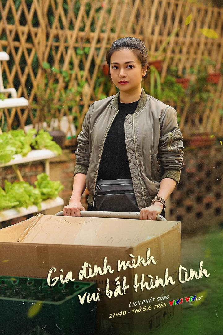 Dâu cả 'Gia đình mình vui bất thình lình': Ngoài đời sang chảnh, gợi cảm - 2