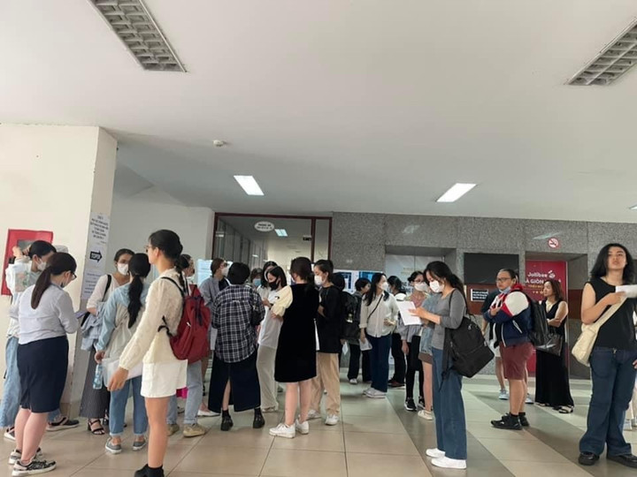 Thí sinh lỡ kỳ thi chứng chỉ TOPIK vì không đến trước 30 phút - 1