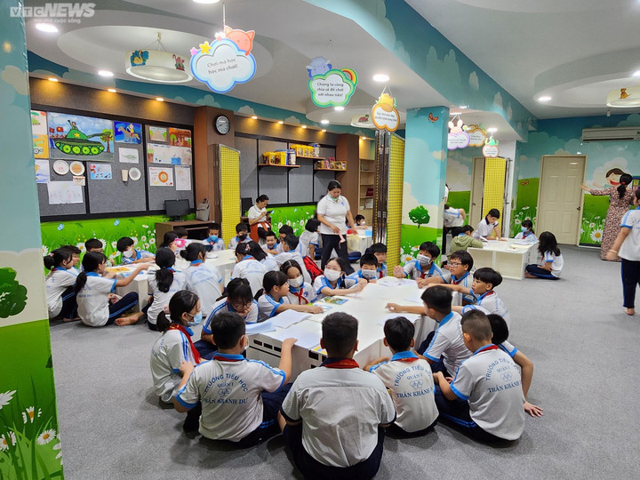 Học sinh tiểu học TP.HCM học lịch sử tại di tích lịch sử - 3