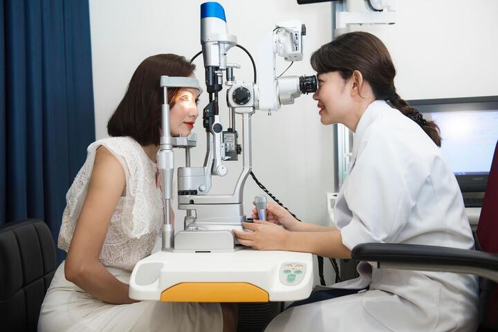 Khi bị đau mắt thì nên kiêng ăn gì? - 8