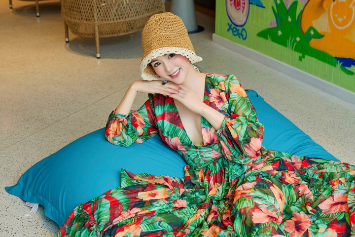 Sao Việt 12/4: Thuý Diễm - Lương Thế Thành kỷ niệm 7 năm ngày cưới - 4