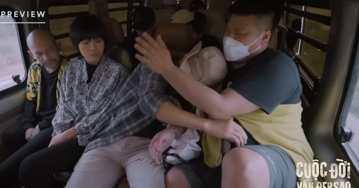 'Cuộc đời vẫn đẹp sao': Luyến thú nhận 'cảnh gái góa, không đưa đẩy khó sống' - 1