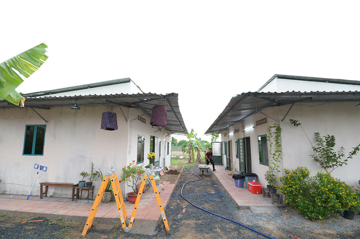 Lý Hải xây nguyên dãy nhà trọ rồi đập bỏ khi làm 'Lật mặt 6' - 1