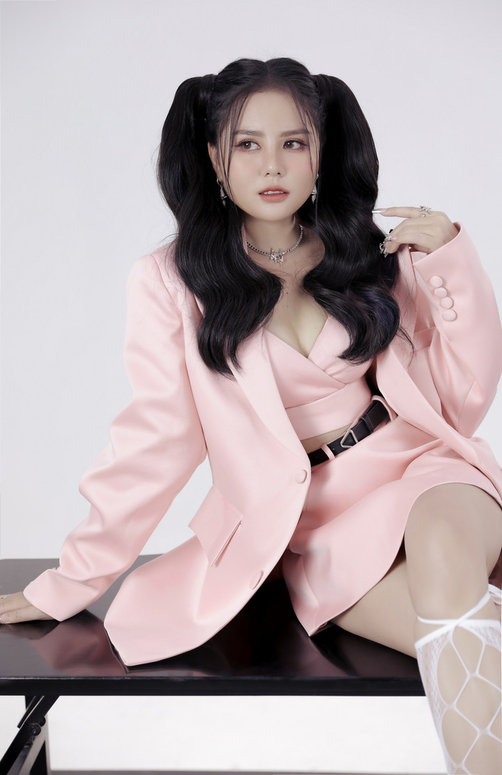 Chủ nhân bản hit ‘Sánh duyên’: Làm mẹ đơn thân không cho phép tôi sống tùy ý - 2