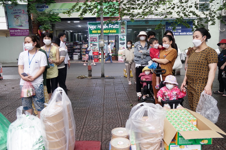 Con gái mất vì ung thư, bố mở tiệm cơm 1 nghìn giúp đỡ trẻ bệnh K - 8