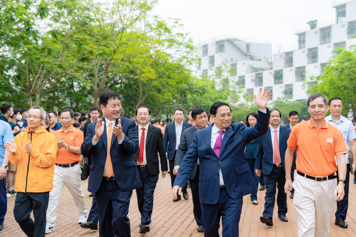 Thủ tướng: FPT tập trung phát triển công nghệ thông tin, thiết kế sản xuất chip - 2