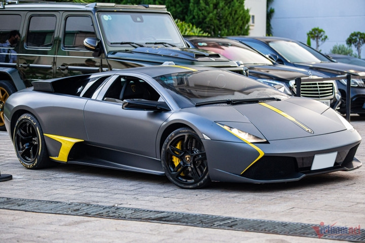 Lamborghini Reventon 'sốt' giá, 1,6 triệu USD chưa phải con số cuối cùng - 7