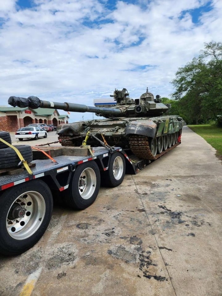 Xe tăng T-90А của Nga xuất hiện trên đất Mỹ - 4