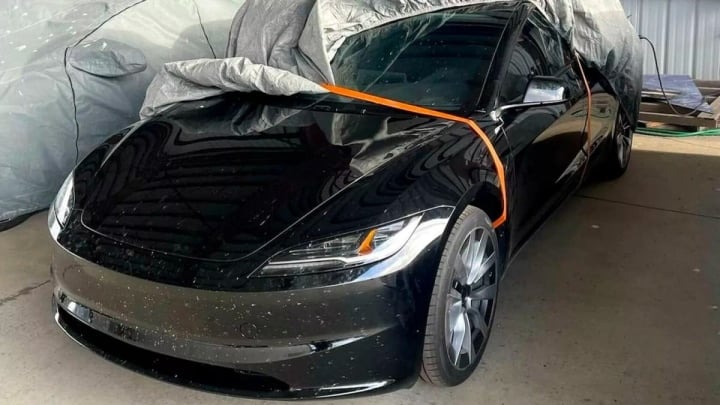 Rò rỉ hình ảnh thiết kế mẫu Tesla Model 3 phiên bản nâng cấp - 1