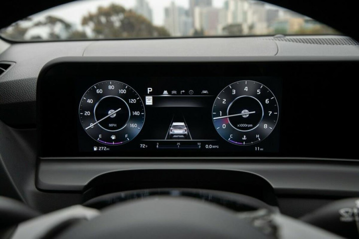 Kia Seltos 2024 tăng giá, có nội thất cao cấp hơn - 19