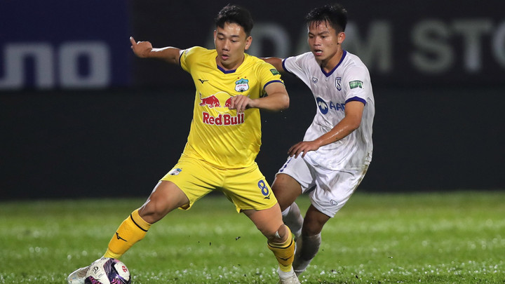 Trực tiếp bóng đá SLNA 3-1 HAGL: Thủ môn mắc sai lầm - 2