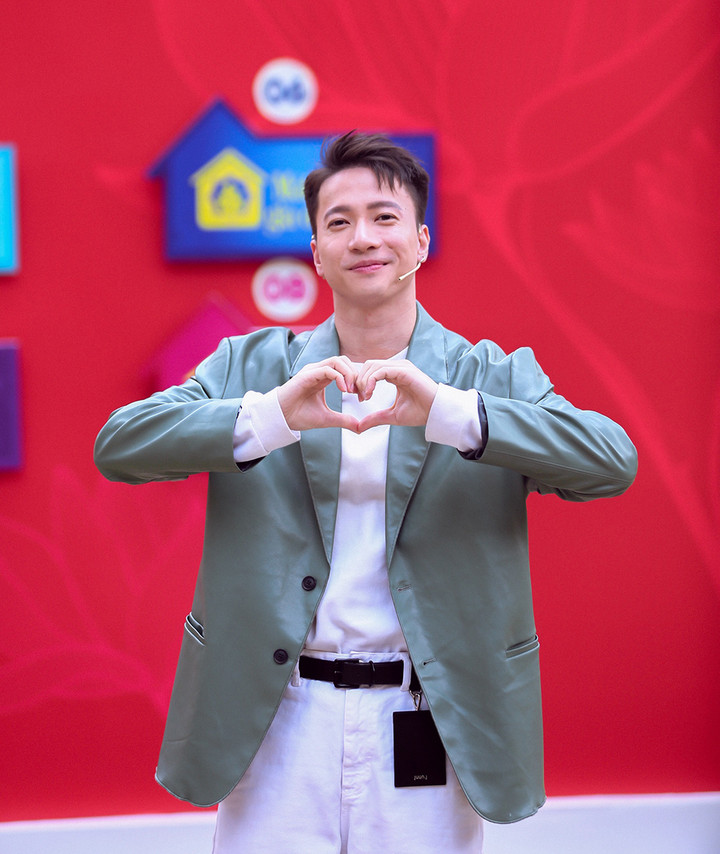 S.T Sơn Thạch lên tiếng về tin đồn tình cảm với Lan Ngọc, Hoa hậu Thùy Tiên - 2