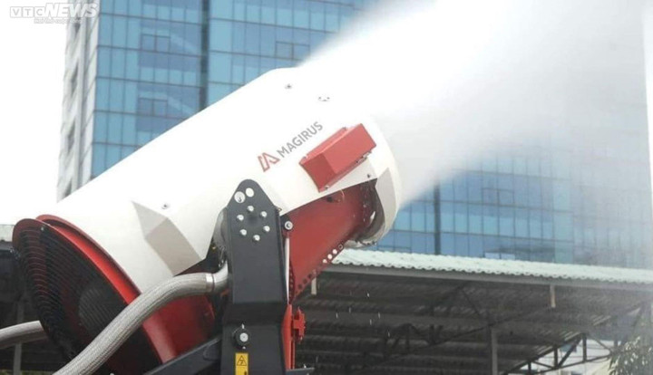 Cận cảnh 'siêu robot' TAF35 có thể di chuyển mọi địa hình chữa cháy - 7