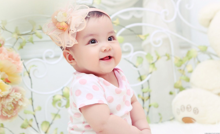 Những cái tên hay, mang ý nghĩa cầu bình an, may mắn cho bé gái - 1