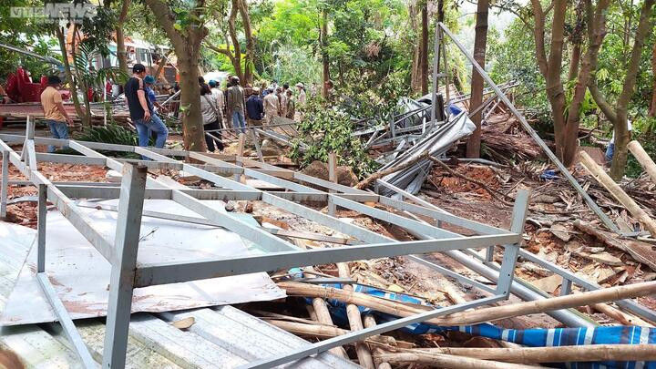 Cưỡng chế 58 nhà hàng, quán nhậu trái phép trên bán đảo Sơn Trà - 6