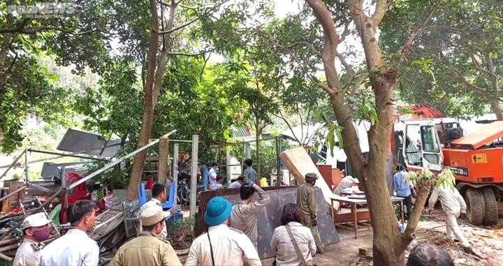 Cưỡng chế 58 nhà hàng, quán nhậu trái phép trên bán đảo Sơn Trà - 3