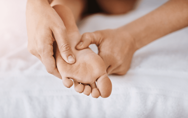 Chữa bệnh mất ngủ nhờ điểm bấm huyệt - 3