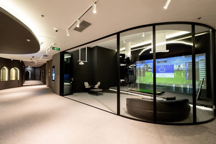 Trải nghiệm chơi golf công nghệ 5 sao xuất hiện tại TP.HCM - 2