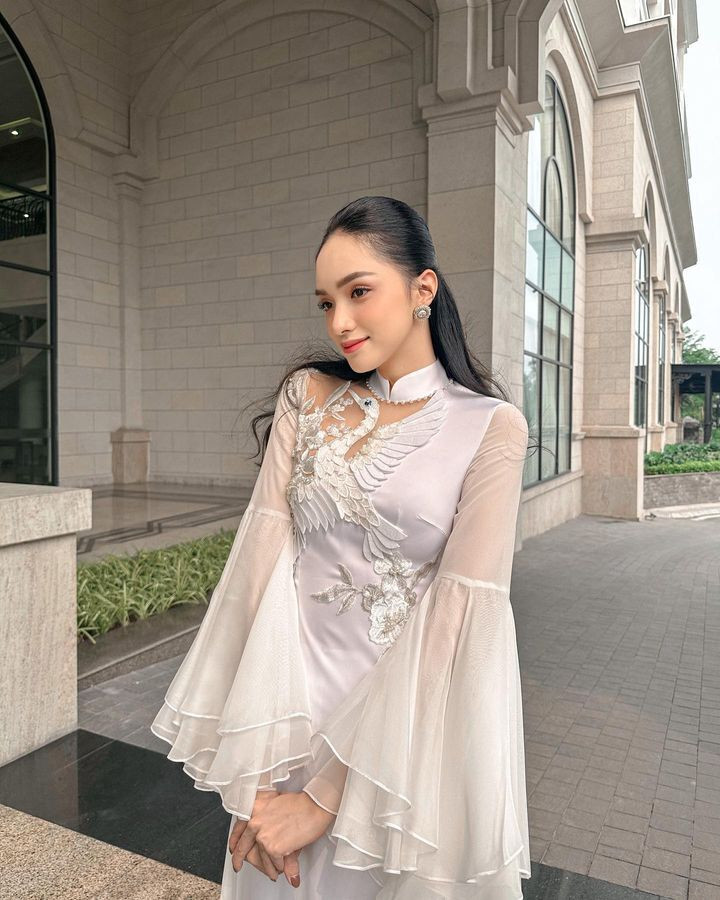 Sao Việt 18/4: Trương Ngọc Ánh khoe mặt mộc, Thu Minh trẻ đẹp bên Tuấn Hưng - 13