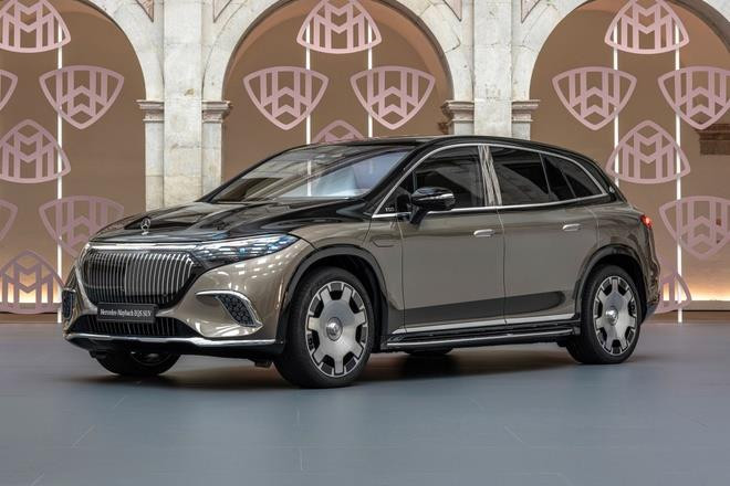 SUV điện hạng sang Mercedes-Maybach EQS 680 SUV ra mắt - 1