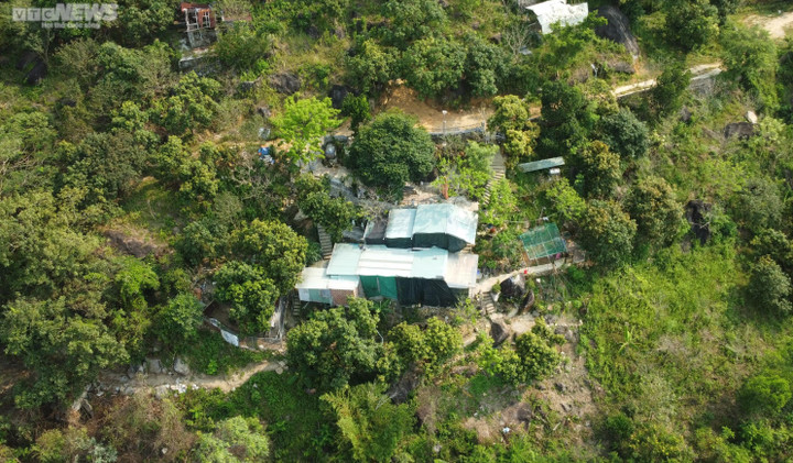 Nhà cán bộ xây trái phép ở Bình Định: Cưỡng chế 2 lần vẫn xây dựng lại - 4