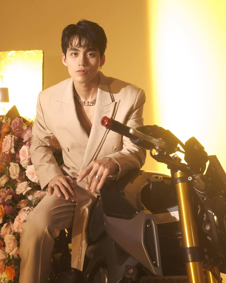 Sao Việt 20/4: Bị nhắc 'đừng nổi đoá đôi co với người hâm mộ', Lệ Quyên nói gì? - 6