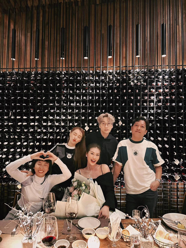 Sao Việt 20/4: Bị nhắc 'đừng nổi đoá đôi co với người hâm mộ', Lệ Quyên nói gì? - 5