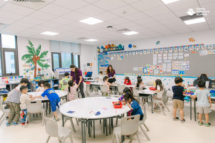 Hơn 300 phụ huynh, học sinh tham gia Open Day trường Hà Nội Toronto - 1