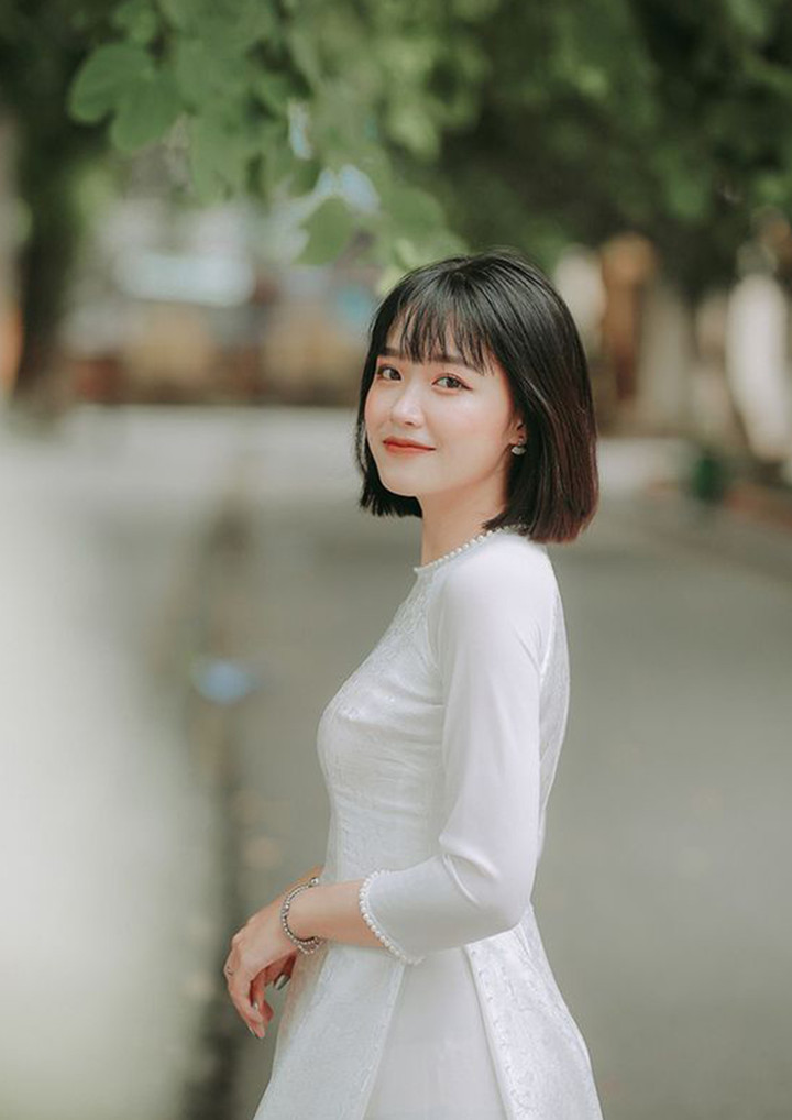 Những kiểu tóc giúp nữ sinh thêm phần thanh lịch và dịu dàng khi diện áo dài - 6